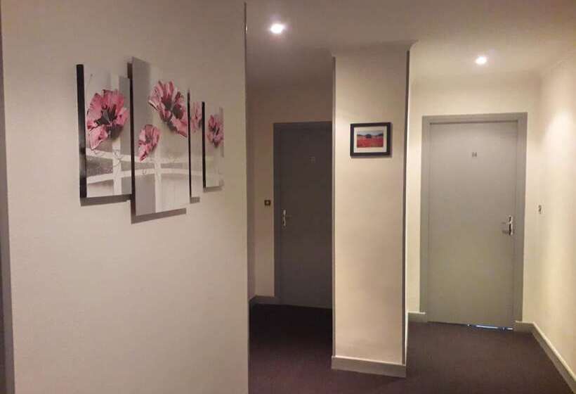 בית מלון כפרי Le Royal