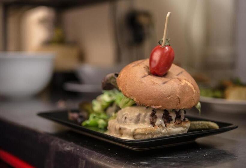 Le Bannier Hotel Restaurant