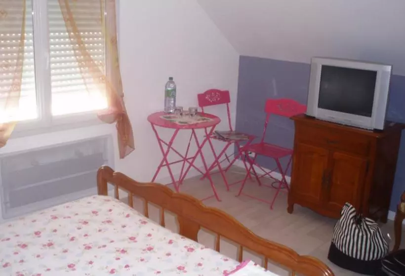 ベッドアンドブレックファースト Chambre D'hôte De La Belle Jardinière