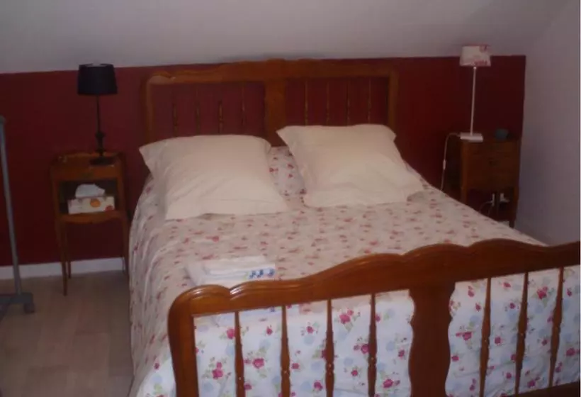 ベッドアンドブレックファースト Chambre D'hôte De La Belle Jardinière