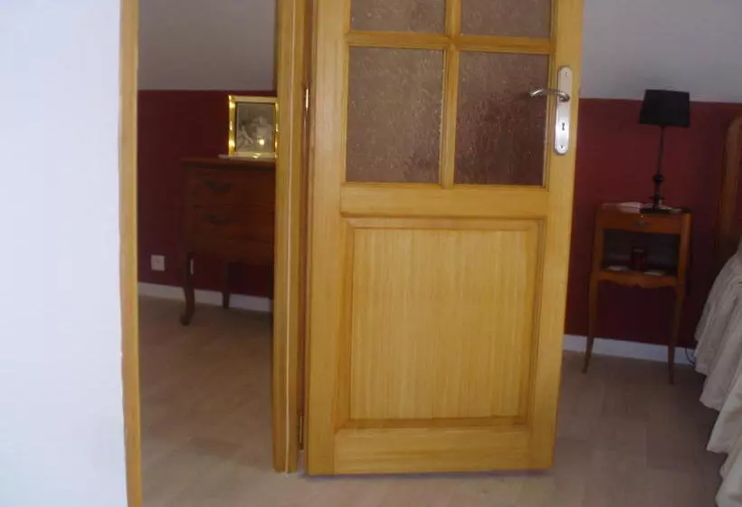 ベッドアンドブレックファースト Chambre D'hôte De La Belle Jardinière