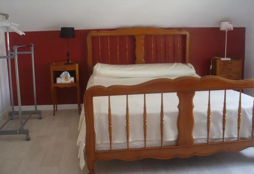 ベッドアンドブレックファースト Chambre D'hôte De La Belle Jardinière