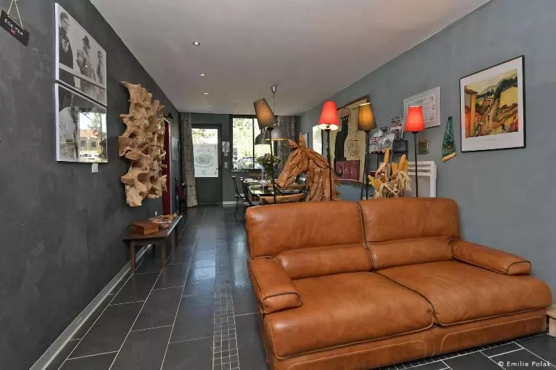 تختخواب و صبحانه Chambres D Hôtes La Filature