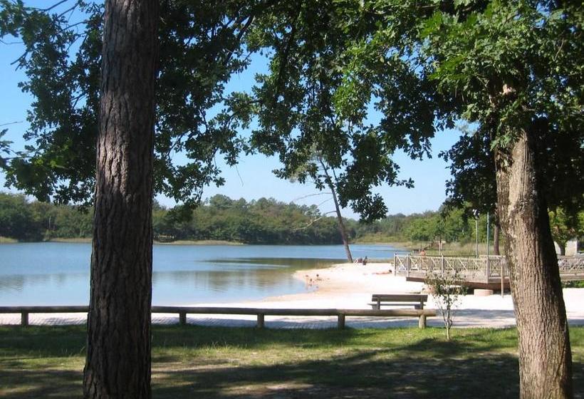 ベッドアンドブレックファースト Chambres D Hôtes De La Fontaine