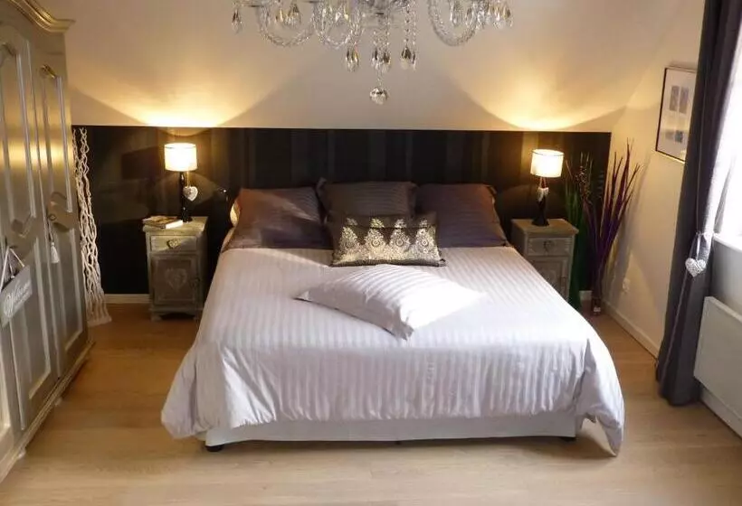 Aamiaismajoitus (B&B) Chambres D Hôtes La Parenthez