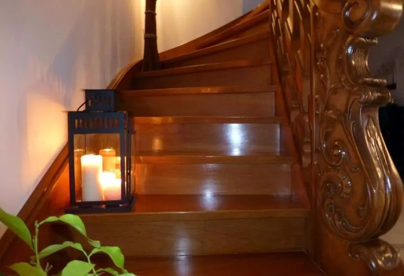 Aamiaismajoitus (B&B) Chambres D Hôtes La Parenthez