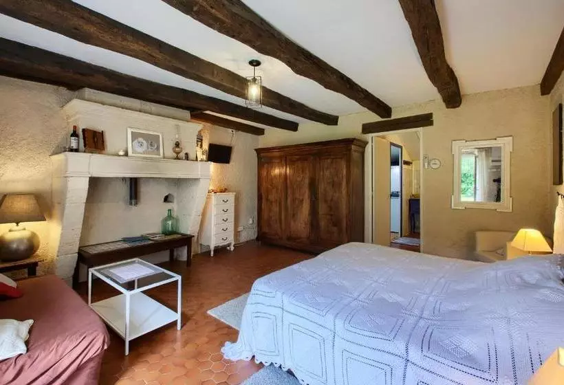 ベッドアンドブレックファースト Chambres D'hôtes Noailles