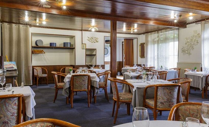 ベッドアンドブレックファースト Auberge D Ici Et D Ailleurs