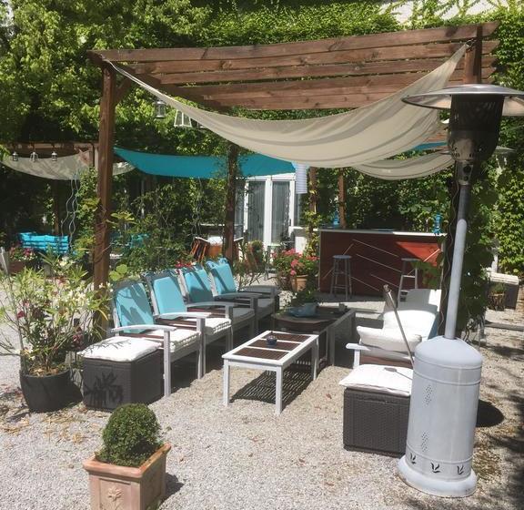 ベッドアンドブレックファースト Domaine De La Vivarié