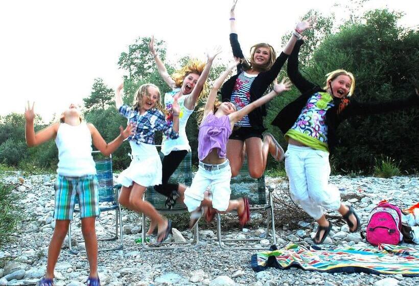 住宿加早餐  La Source