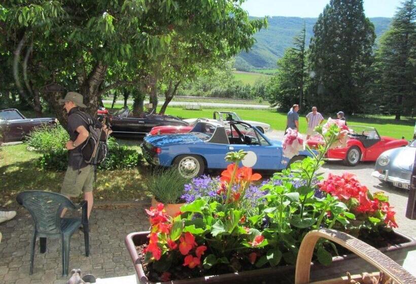 住宿加早餐  La Source