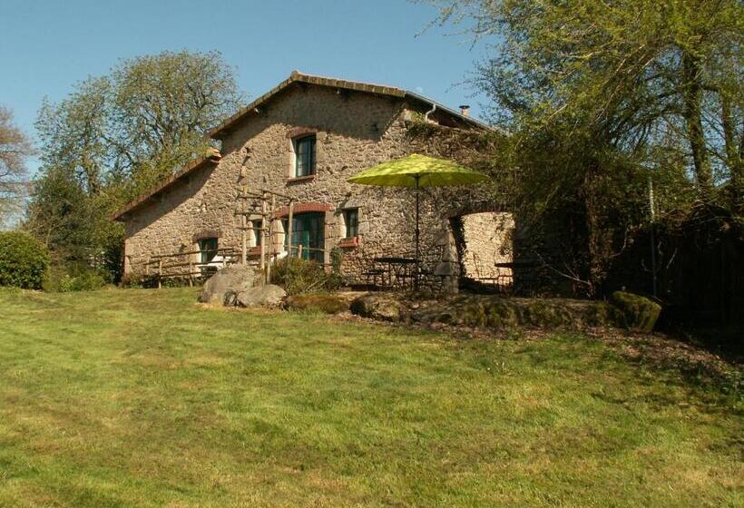 تختخواب و صبحانه La Trainelière