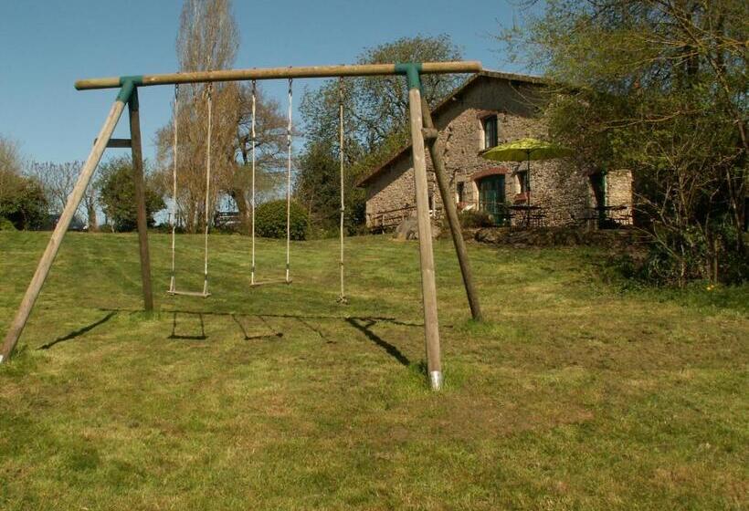 تختخواب و صبحانه La Trainelière