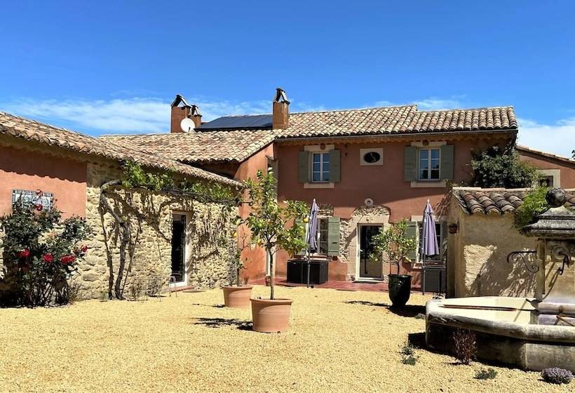 مبيت وإفطار Le Mas Carré