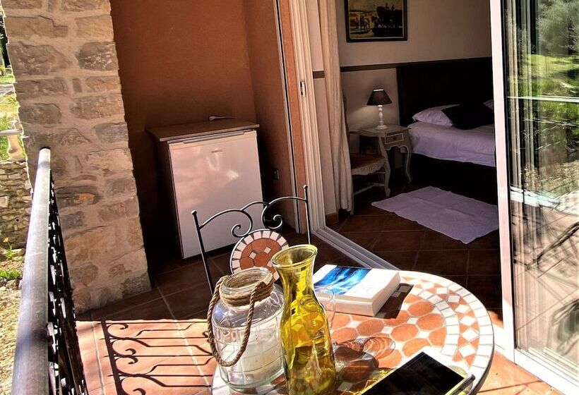 مبيت وإفطار Le Mas Carré