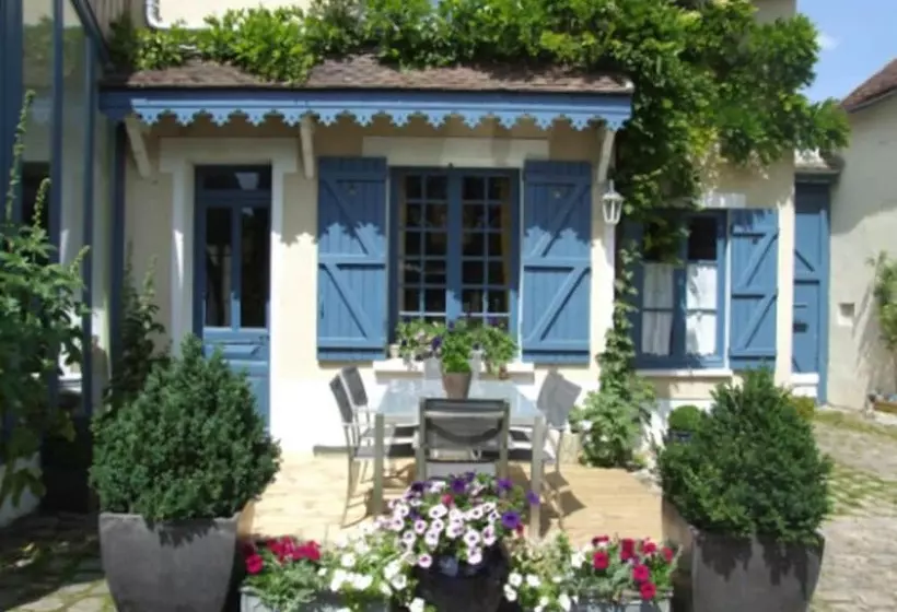 Aamiaismajoitus (B&B) Les Glycines
