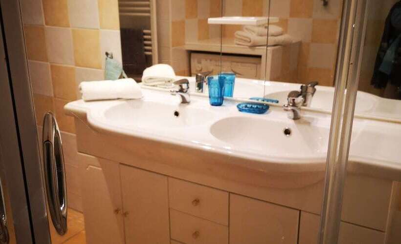 住宿加早餐  Les Jardins Du Mas Evesque