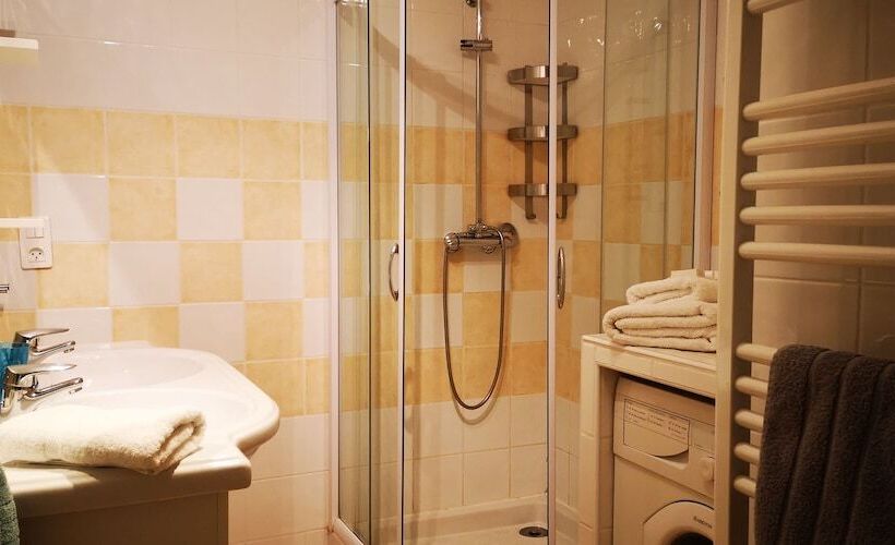 住宿加早餐  Les Jardins Du Mas Evesque