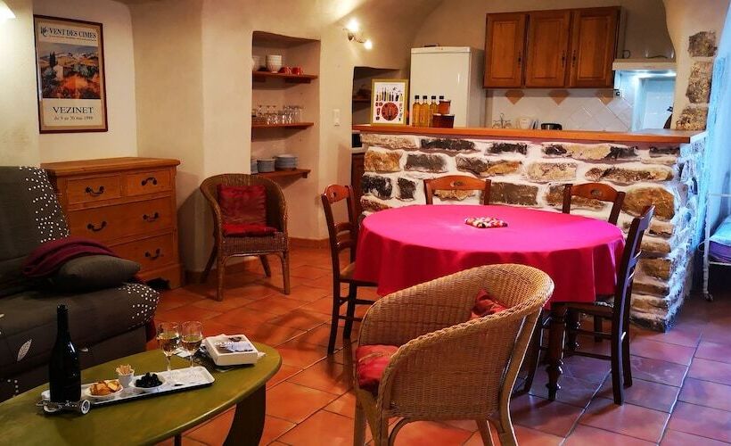 住宿加早餐  Les Jardins Du Mas Evesque