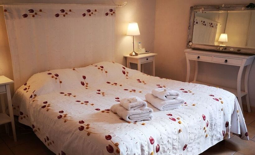 住宿加早餐  Les Jardins Du Mas Evesque