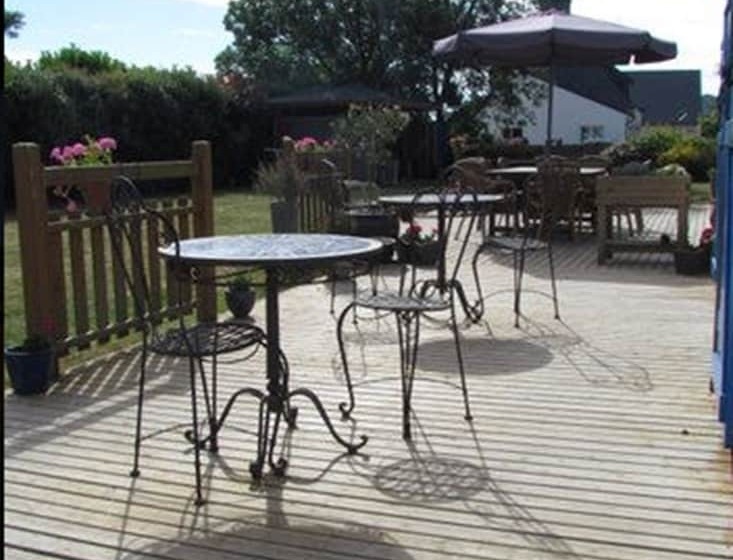 ベッドアンドブレックファースト Maison D Hôtes De Kerzine