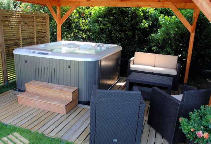 ベッドアンドブレックファースト Maison D Hôtes De Kerzine