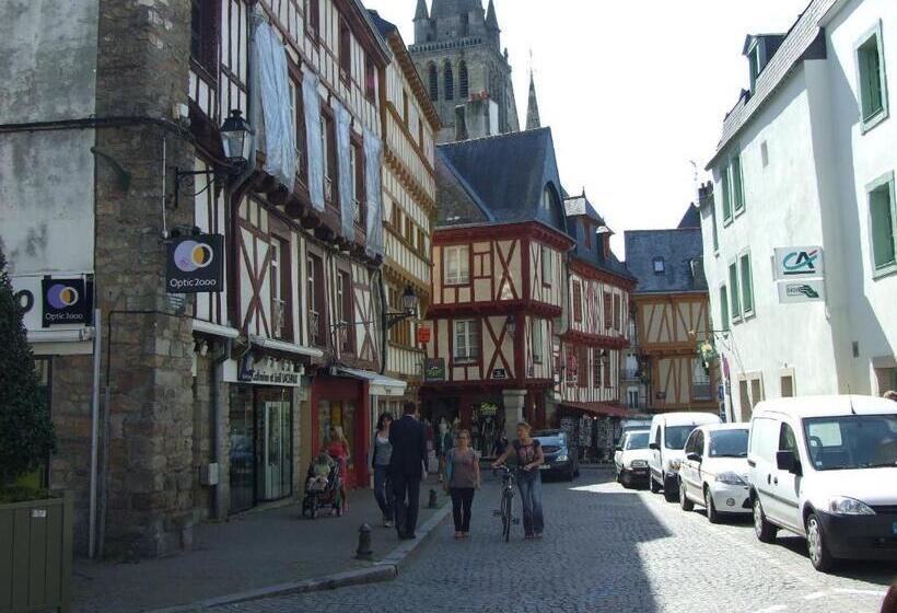 ベッドアンドブレックファースト Maison D Hôtes De Kerzine