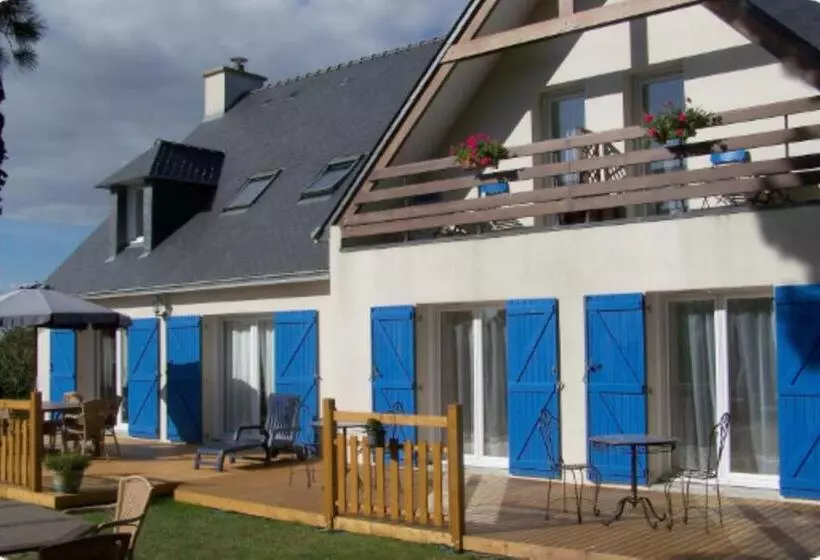 ベッドアンドブレックファースト Maison D Hôtes De Kerzine