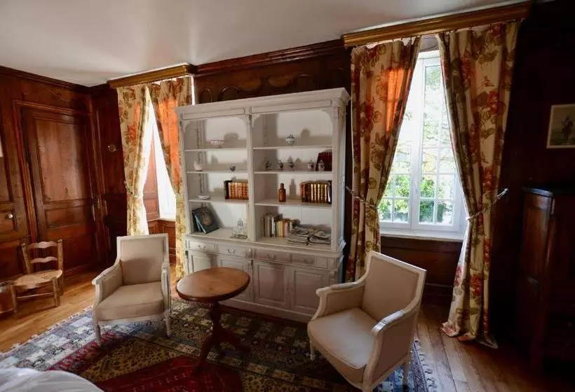 Aamiaismajoitus (B&B) Maison De Benedicte