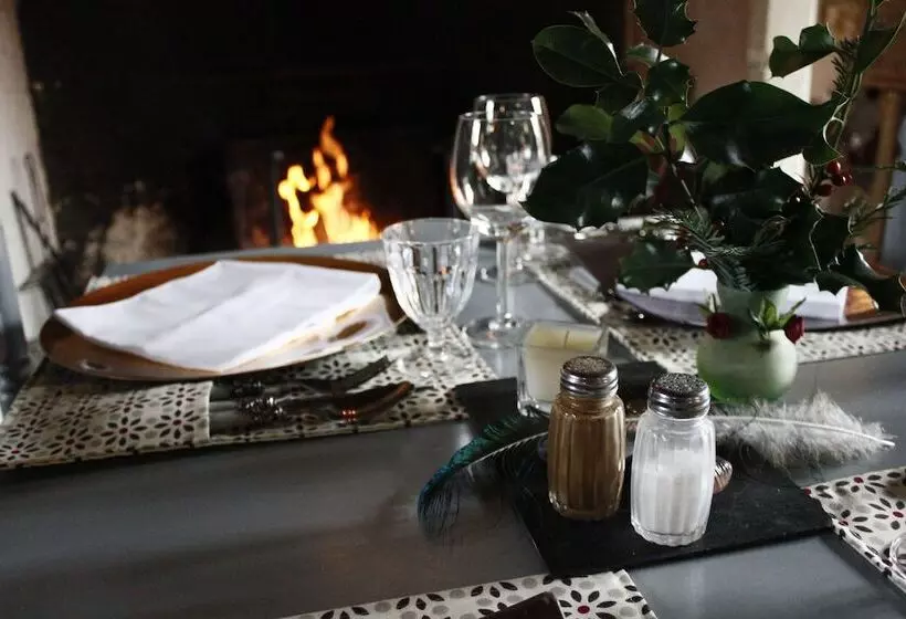 Aamiaismajoitus (B&B) Manoir De La Blonnerie