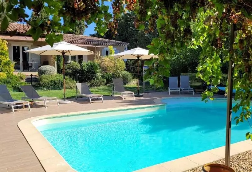 Aamiaismajoitus (B&B) Mas Des Marguerites