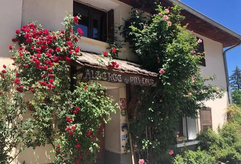 هتل Auberge De Pra Loup