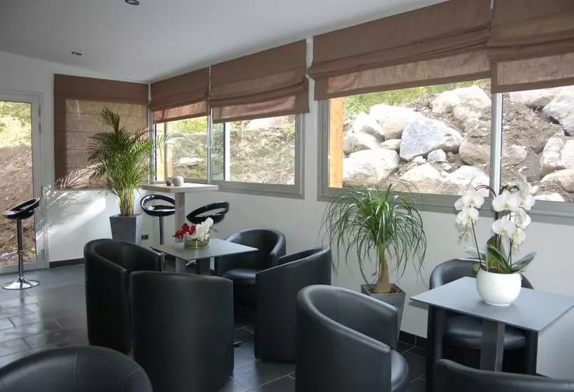 Hotelli Aux 500 Diables Eco Lodge