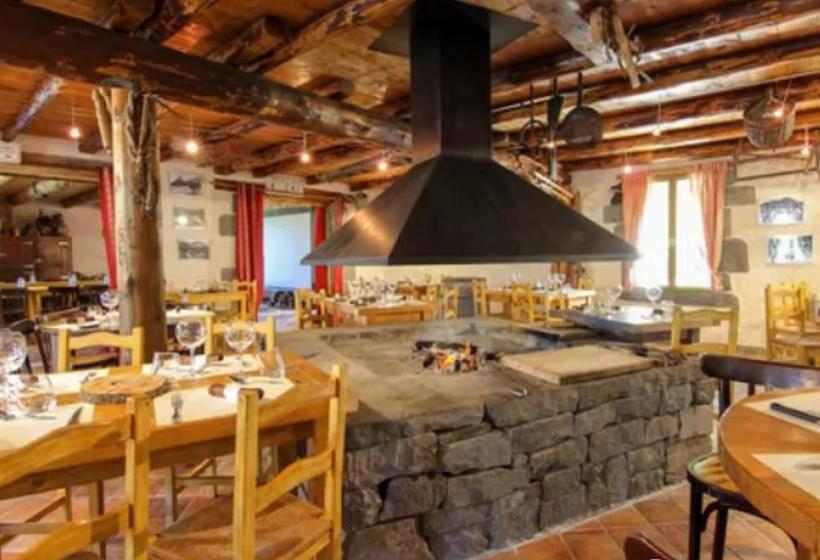 Отель Aux 500 Diables Eco Lodge