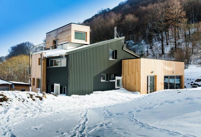 Отель Aux 500 Diables Eco Lodge