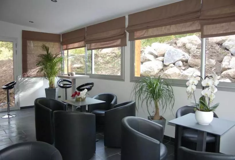 Hotelli Aux 500 Diables Eco Lodge