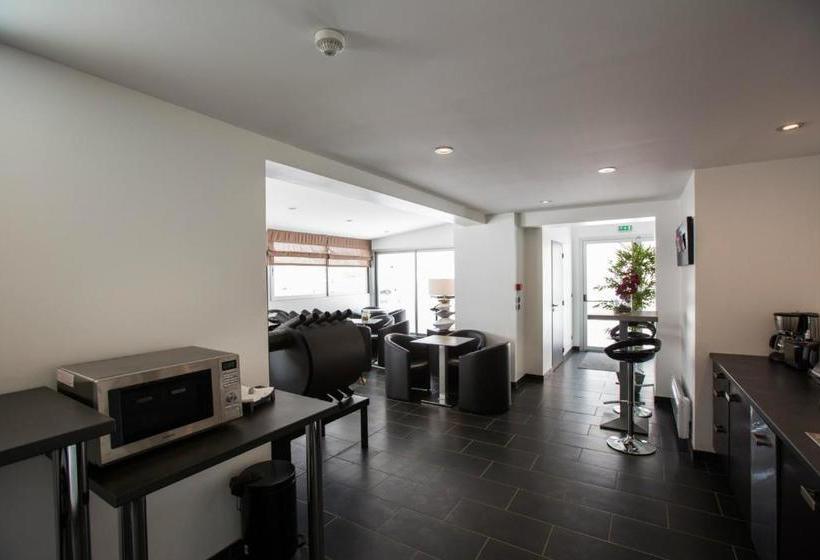 Отель Aux 500 Diables Eco Lodge