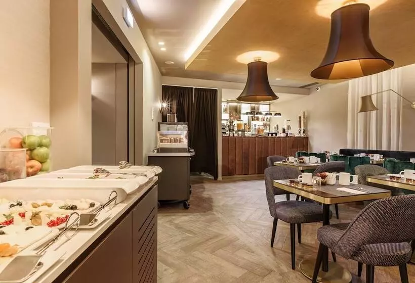 Hotelli Exe Almada Porto