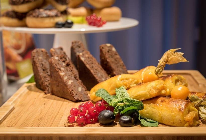 בית מלון כפרי Exe Almada Porto