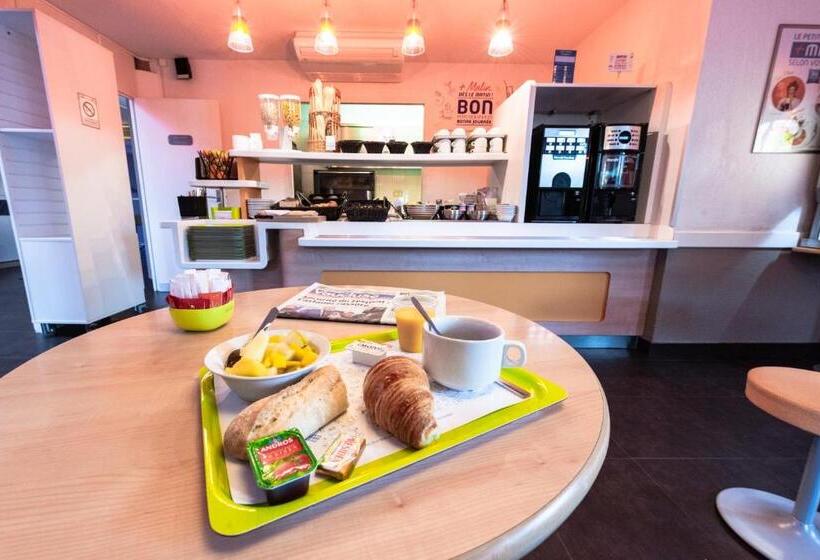 בית מלון כפרי Ibis Budget Orange Centre