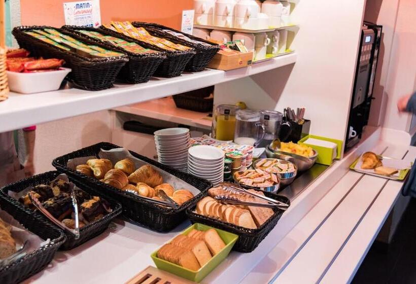 בית מלון כפרי Ibis Budget Orange Centre