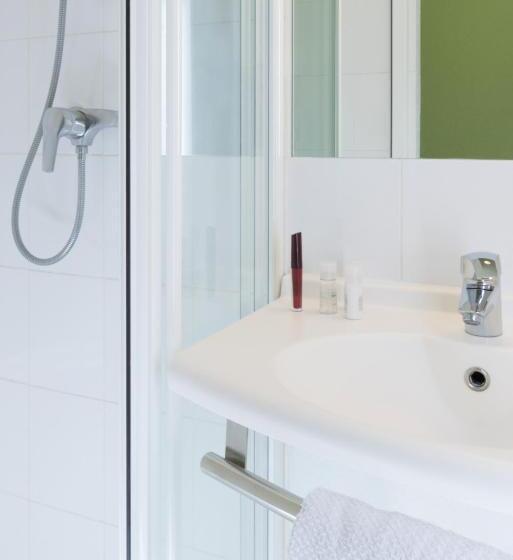 בית מלון כפרי Ibis Budget Orange Centre