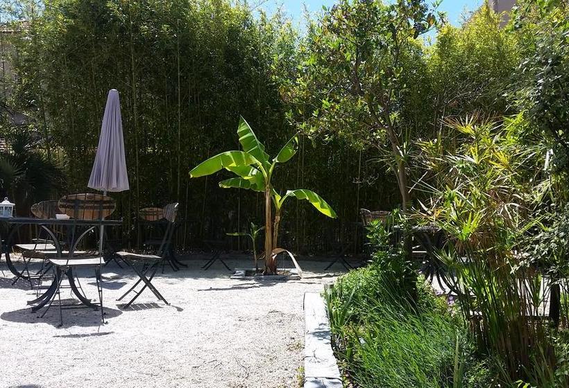 Отель Le Synaya