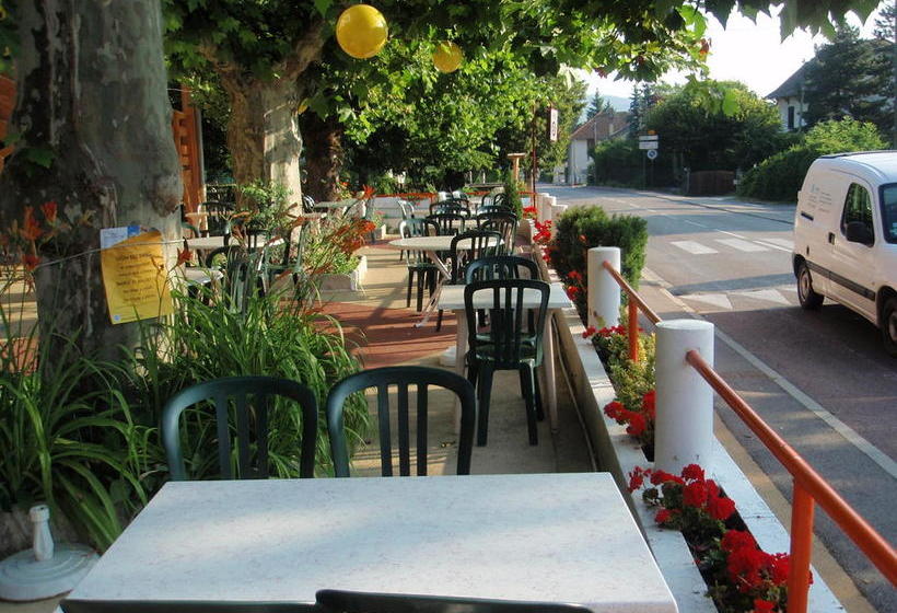 Отель Hôtel Rossli