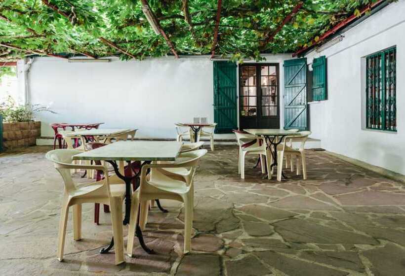 בית מלון כפרי Trinquet