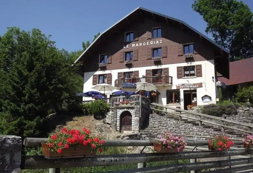 Bar Hotel Restaurant Le Margeriaz