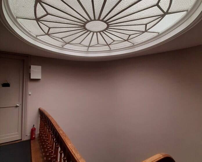 تختخواب و صبحانه Abri Du Passant