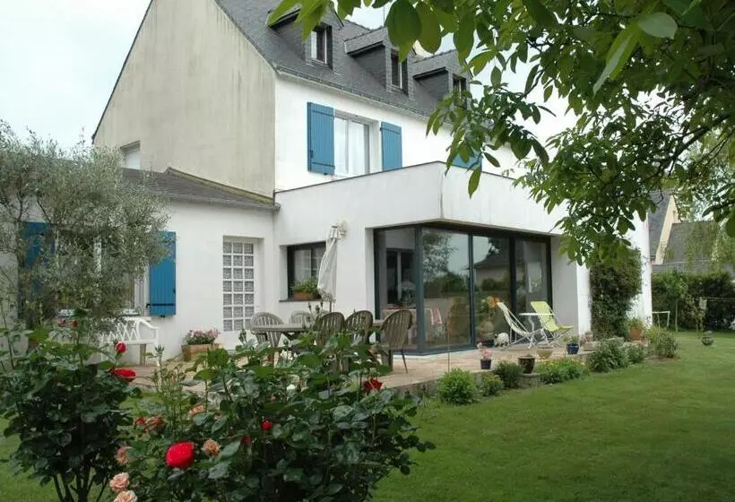 ベッドアンドブレックファースト Chambre D Hôtes Mont D Hermine