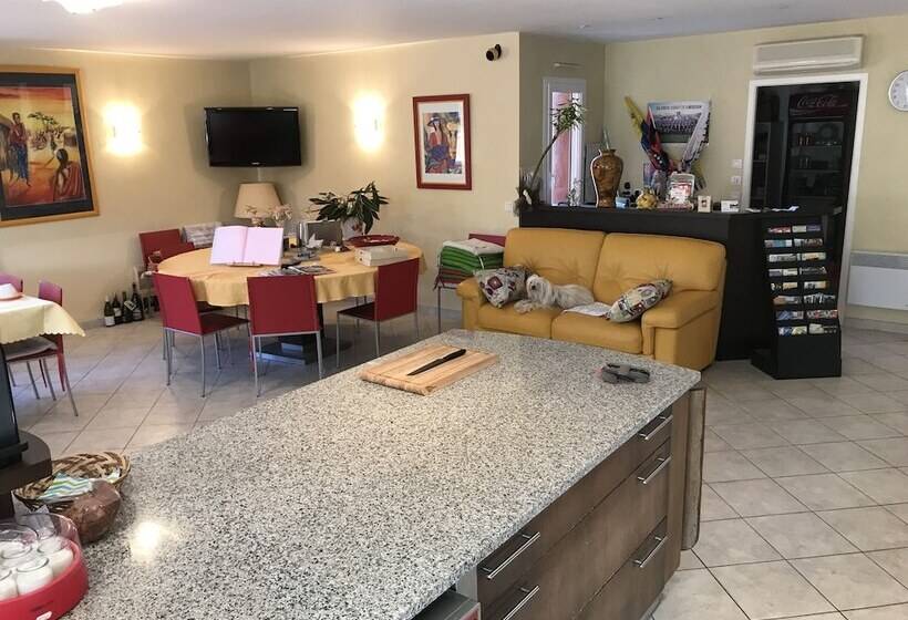 مبيت وإفطار Chambres D Hotes La Coloniale