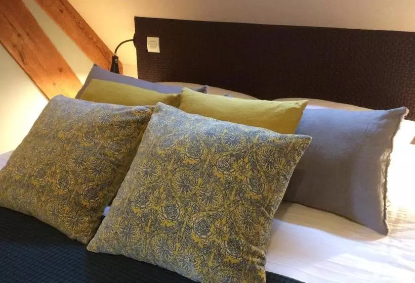 ベッドアンドブレックファースト Le Clos Poulain Petits Gîtes De Charme Et Chambres D Hôtes Familiales Au Calme Proche Bayeux Et Des